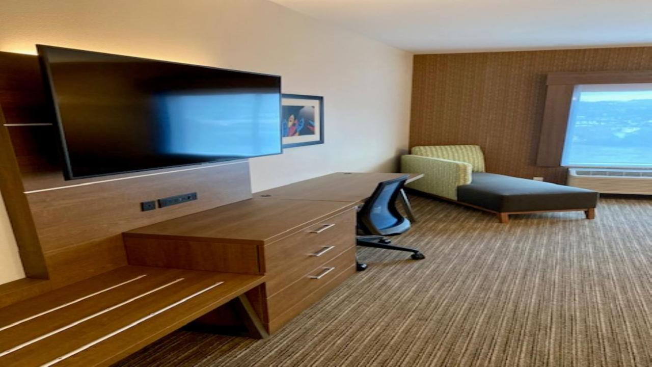 Holiday Inn Express & Suites - The Dalles By Ihg Екстериор снимка